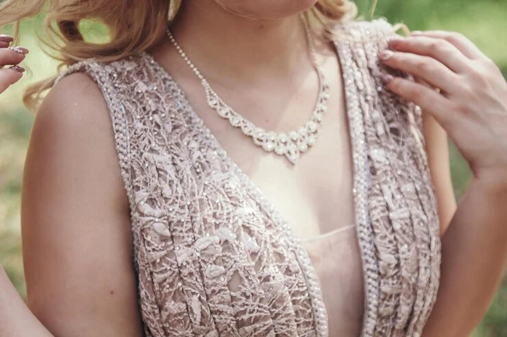 Trending-Bridal-Necklace-Styles